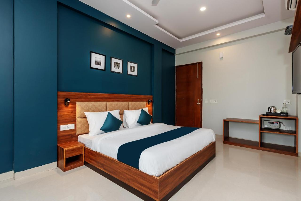 Hotel O Earth Villa Near Bestech Central Square Mall Gurgaon Exterior photo