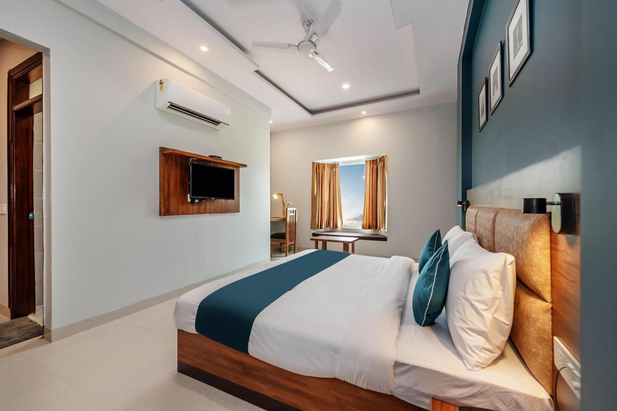 Hotel O Earth Villa Near Bestech Central Square Mall Gurgaon Exterior photo